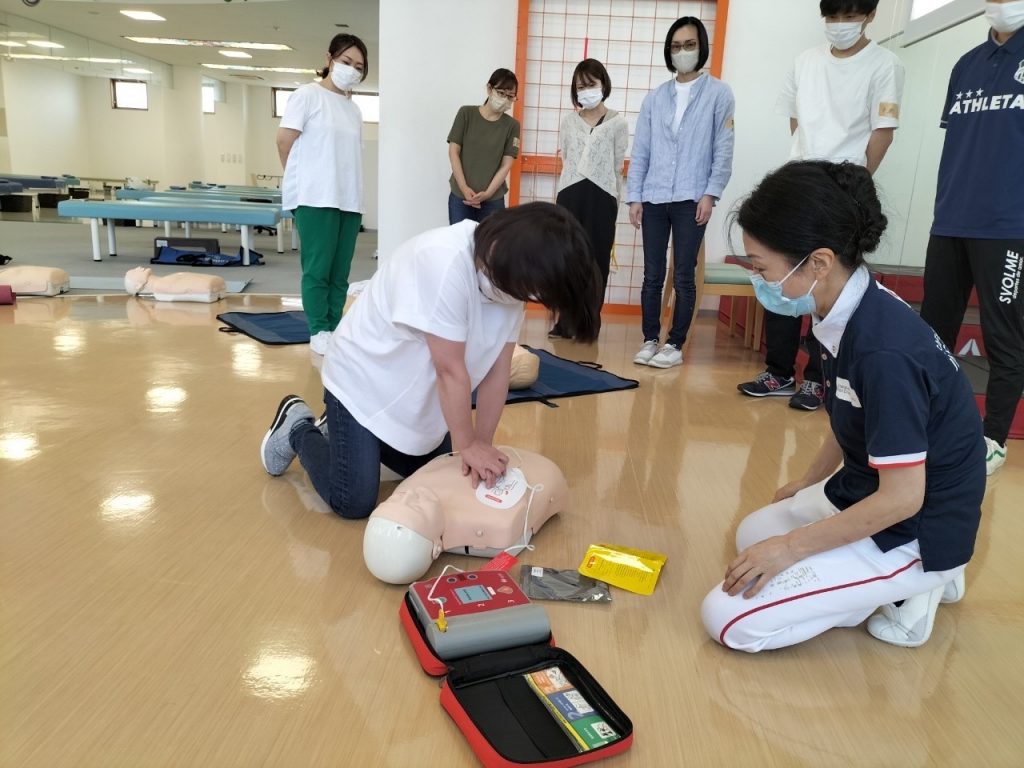 赤十字救急法　AED